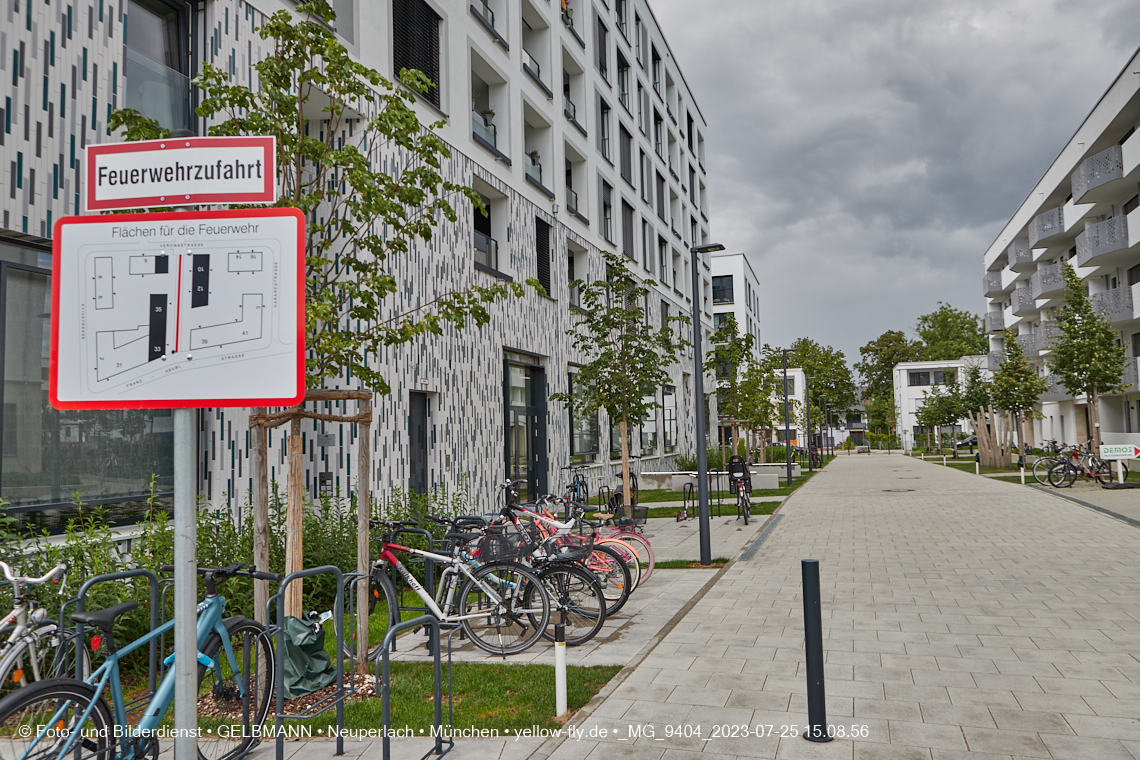 25.07.2023 - Rundgang im Alexisquartier in Neuperlach